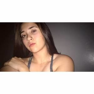 Meet your Posher, Dakota